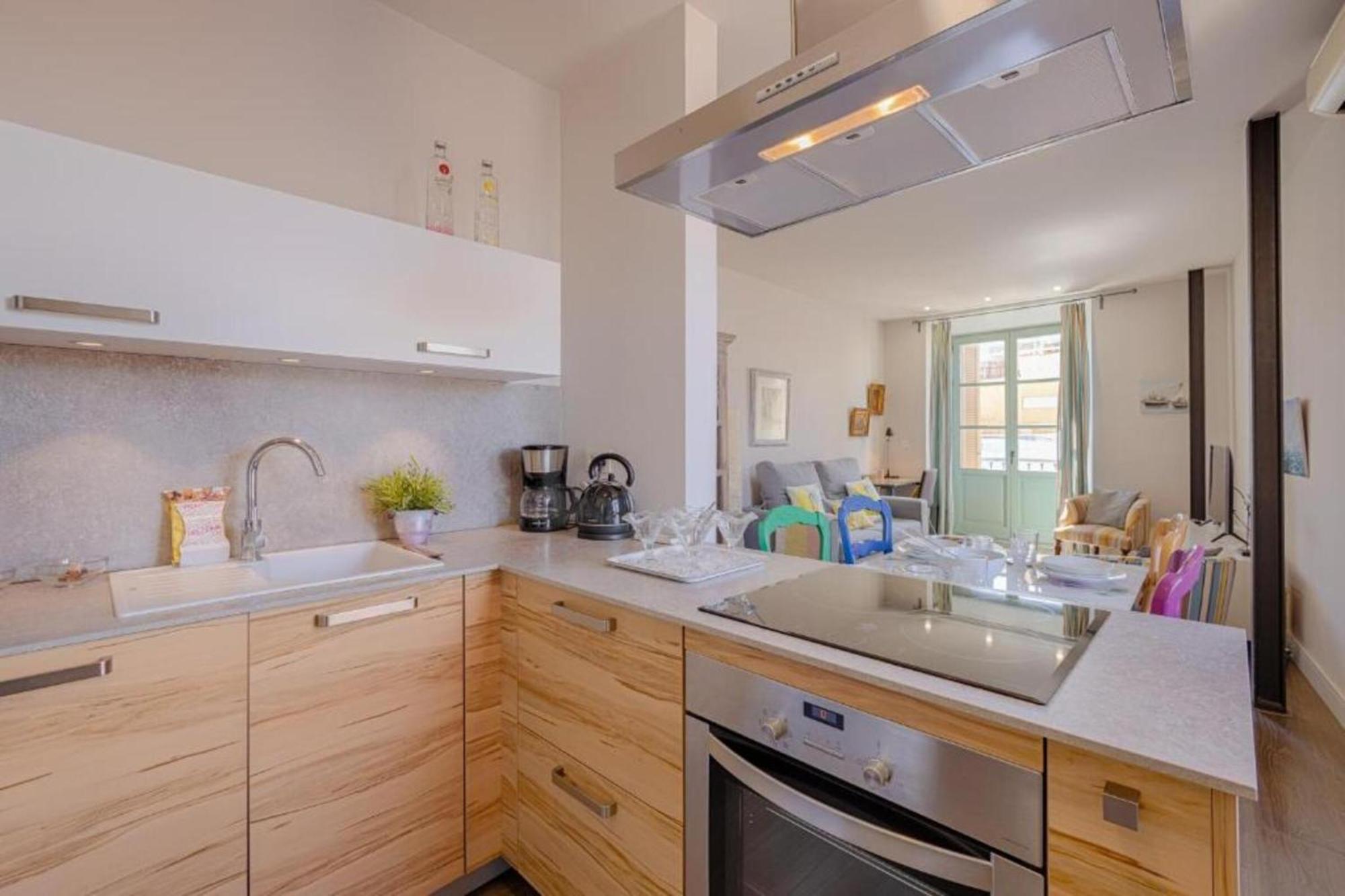 C20 - Adorable Apartment In The Center With Sun Terrace مالقة المظهر الخارجي الصورة